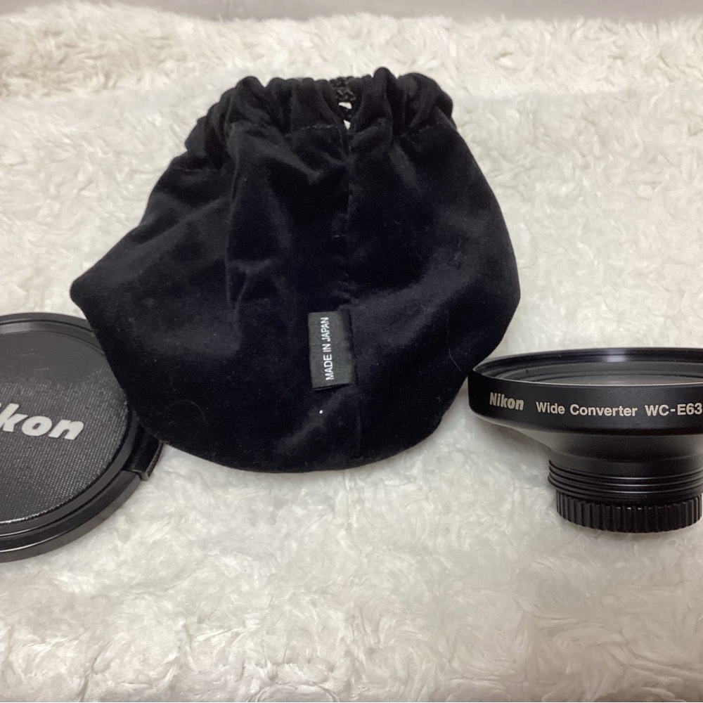 Nikon camera wide converter WC-E63 Japan. In excellent condition.